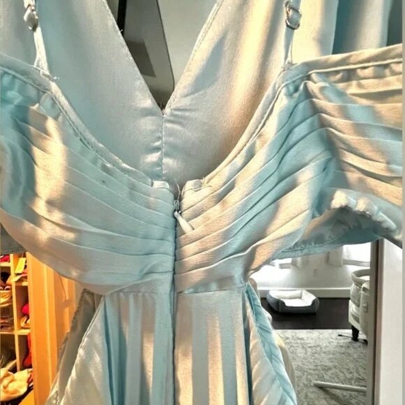 Abercrombie Pleated Giselle Cutout Maxi Dress - Picture 3 of 4